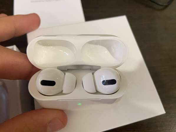 Беспроводные наушники AirPods Pro в Москве фото 5