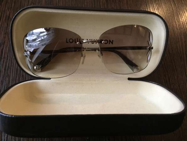 Новые женские солнечные очки L Vuitton. Торг