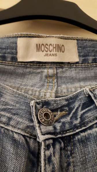 Продам джинсы в Москве