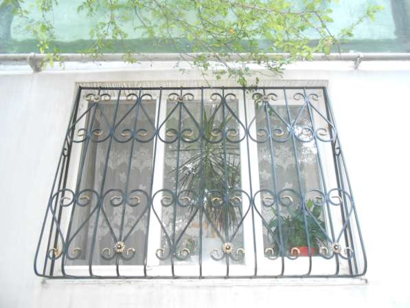 Изготовлю металлические решетки на окна и двери в Симферополе