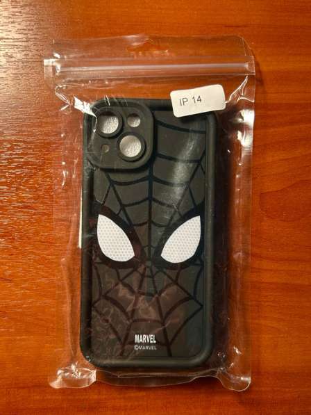 Чехол на айфон 14 в Москве