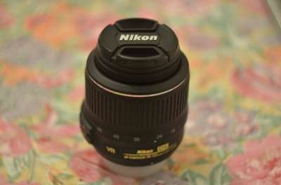 объектив Nikon 18-55