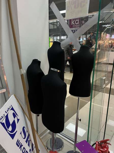 Срочно продадим манекены, 4 штуки - 1500 руб