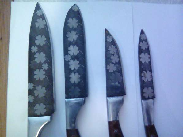 Продается подарочный набор кухоных ножей(клеверная поляна) в Феодосии