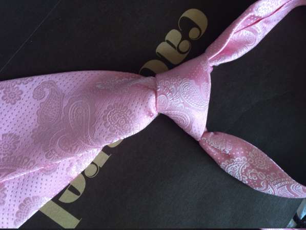 CACHAREL розовый галстук в подарочной упаковке в Москве фото 3