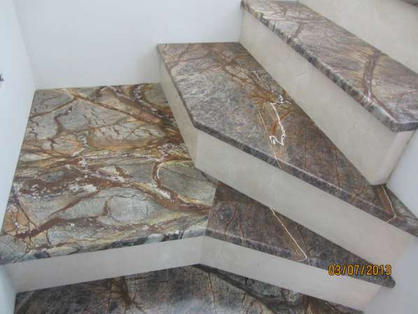 Лестницы из натурального камня мрамора и гранита в Шатуре фото 17