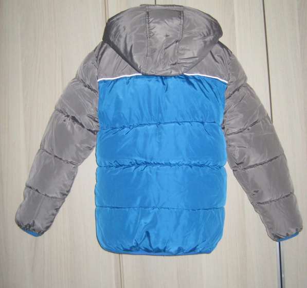 Новая зимняя куртка для мальчика на рост 140-146 в Москве