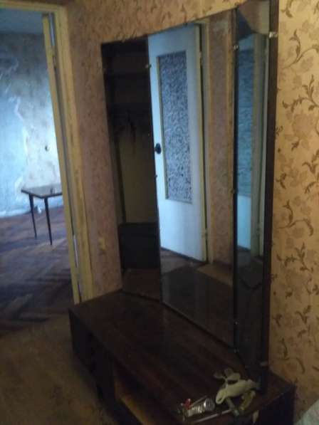 Срочно продаем мебель в Санкт-Петербурге