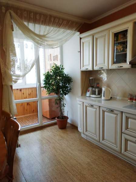 Продаем просторную квартиру в добротном кирпичном доме в Томске фото 18
