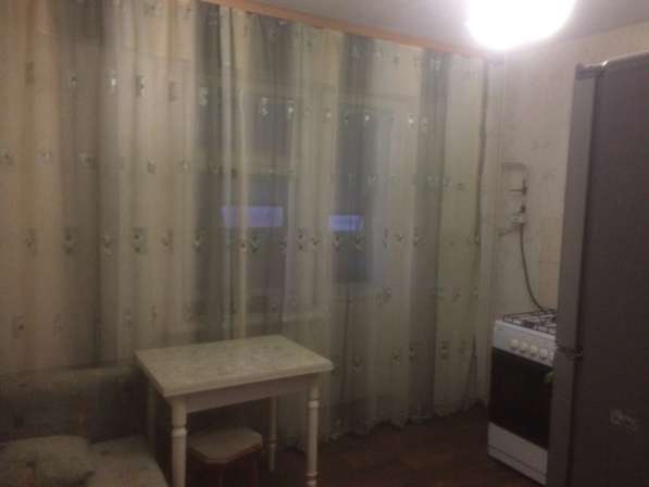 Продам 1-комн. квартиру в новом доме 40 кв. м. с мебелью в Оренбурге фото 10