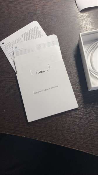 Apple AirPods в Санкт-Петербурге