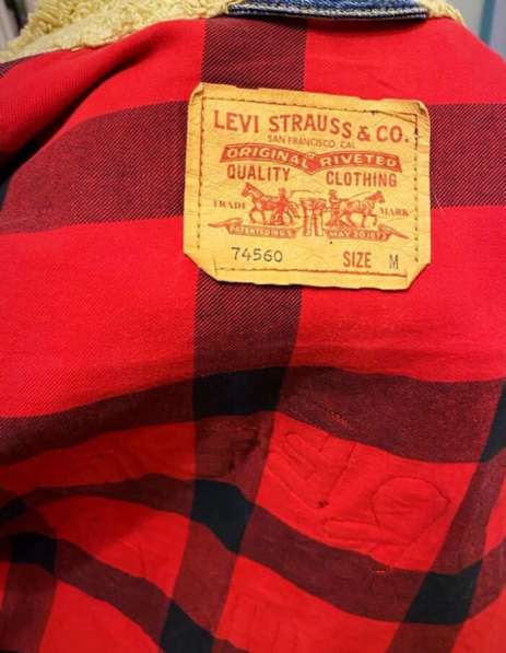 Джинсовая куртка levis в Москве