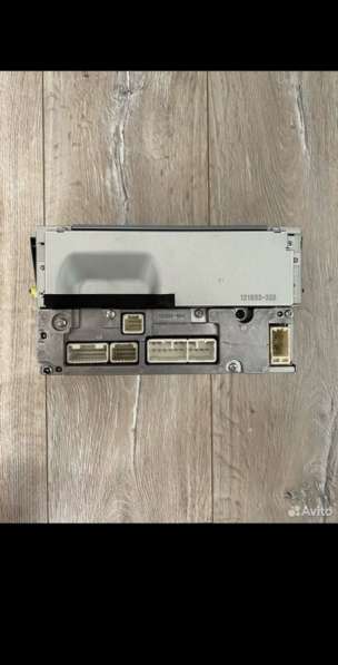 Продам штатную магнитолу на камри 40 в Новосибирске