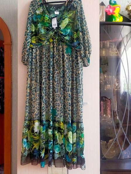 Продам костюм и платье в Челябинске