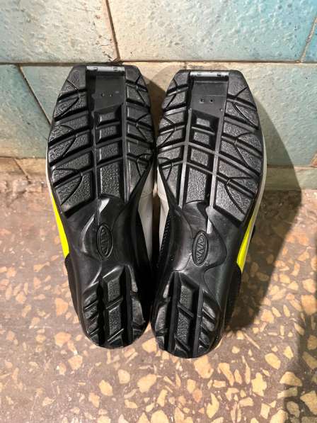 Ботинки лыжные 1500р в Перми фото 3