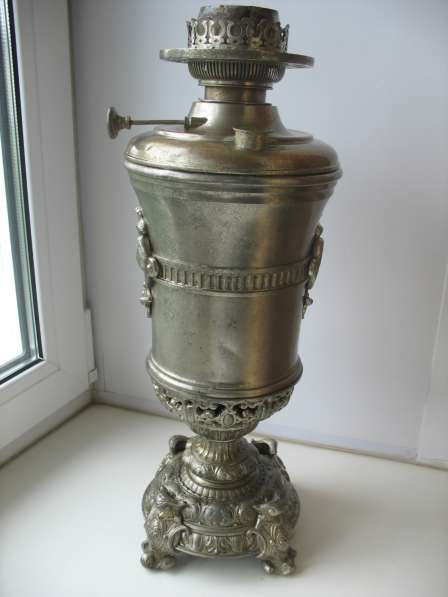 Старинная керосиновая лампа. Литьё в Москве