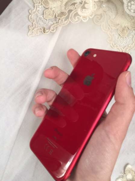 IPhone 8 RED 64Gb