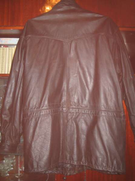 Куртка кожаная демисезонная 60 р-р в Волгограде