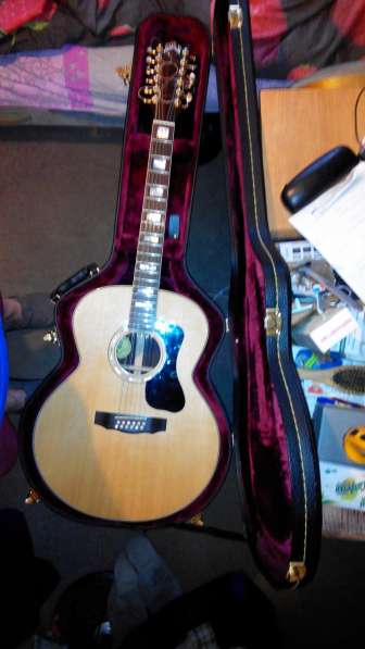 12 струнная гитара с фирменным кофром в Зеленограде