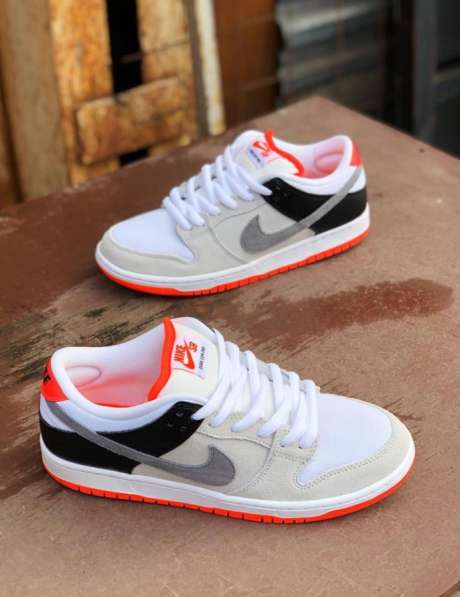 Nike Dunk SB Low Pro Iso "Infrared"