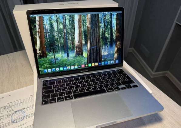 MacBook Pro 13" M1 — мощный и компактный в Москве фото 3