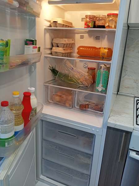 Холодильник indesit бу рабочий в Ижевске
