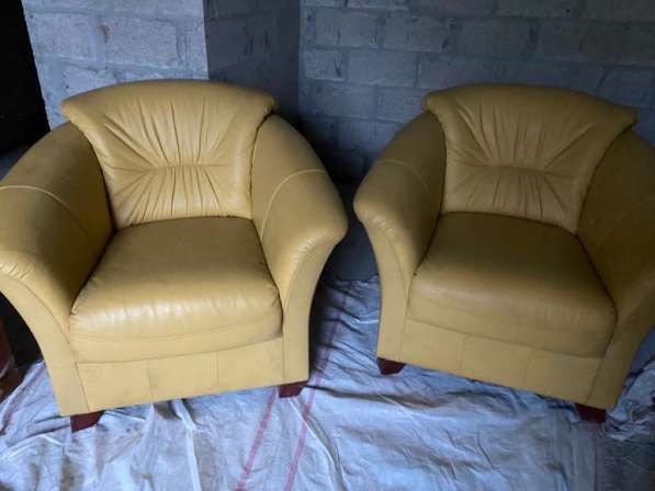 Кожаный диван и 2 кресла в Самаре фото 3