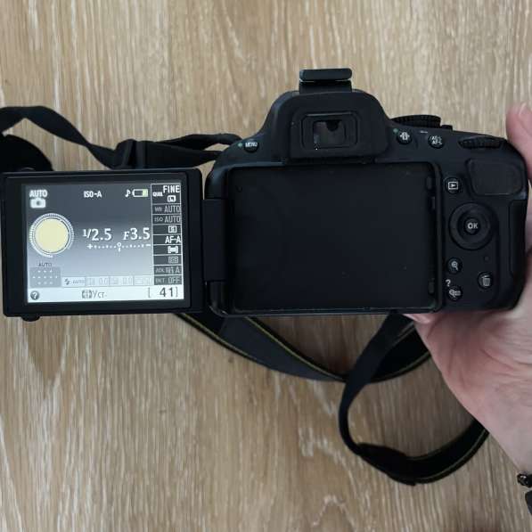 Зеркальный фотоаппарат Nikon d5100 kit 18-105VR в Санкт-Петербурге