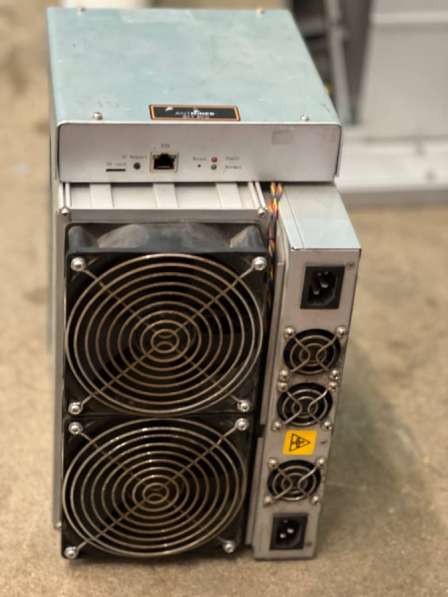 Bitmain Antminer S17 53Th в Москве