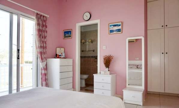 Новые виллы для ПМЖ на Кипре в Москве фото 129