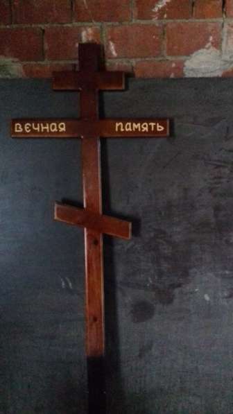 Деревянный крест на могилу в Миассе фото 4