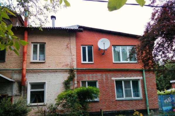 Продам многомнатную квартиру в Краснодар.Жилая площадь 96 кв.м.Этаж 2.Дом кирпичный.