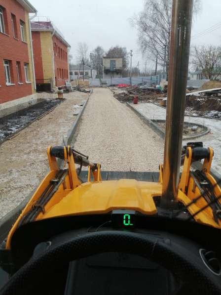 Аренда трактора экскаватор-погрузчик JCB в Рязани фото 4