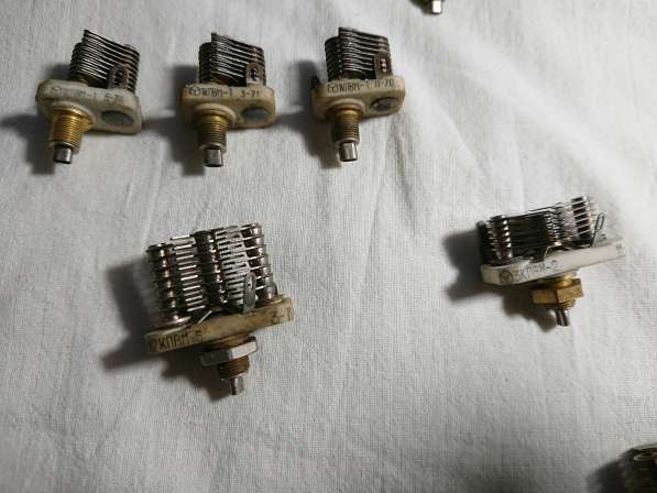 Конденсаторы подстроечные с воздушным диэлектриком в Челябинске