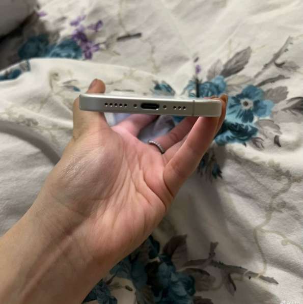 IPhone 16 в Санкт-Петербурге фото 3