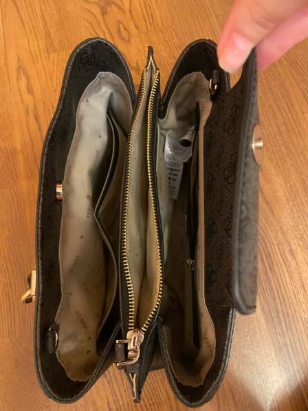 Сумка GUESS оригинал в Москве