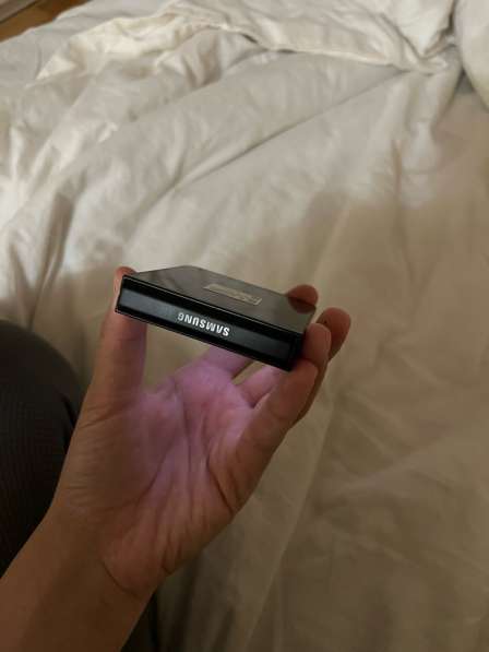 Slmsung Galaxy Z Filip7 FE в Москве фото 4