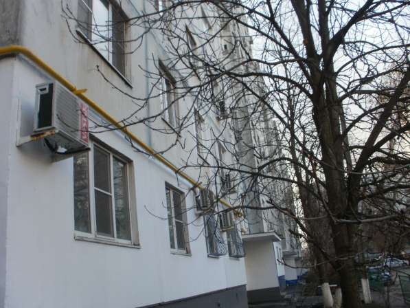 Продам трехкомнатную квартиру в Ростов-на-Дону.Жилая площадь 64 кв.м.Этаж 4.Дом панельный.