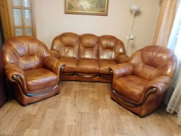 Продам кожаный диван и два кресла в Междуреченске фото 6