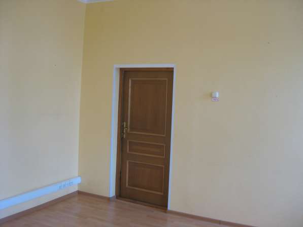 В аренду помещения на 1 и 2 этажах 10 кабинет админ. здание в Костроме фото 5