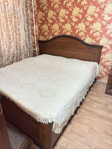 Продается спальный гарнитур
