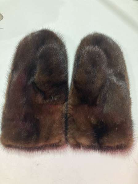 Норковые варежки в Екатеринбурге