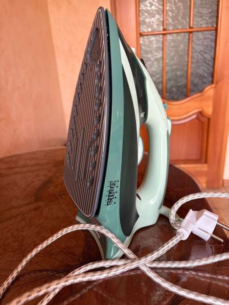 Продается утюг в Тихорецке фото 3