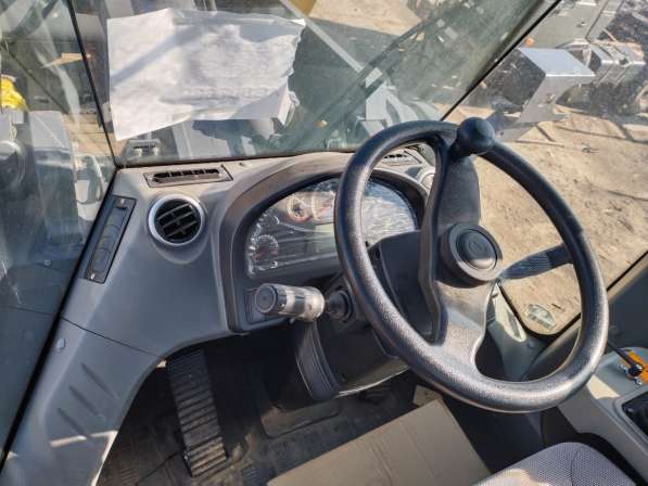 Фронтальный погрузчик XCMG ZL60GV в Чалтыре фото 18