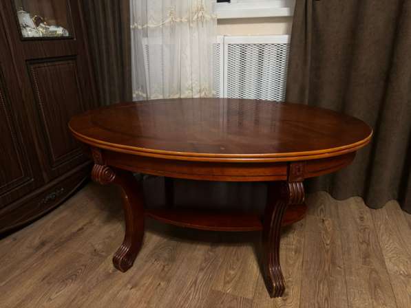 Стол журнальный в Сочи фото 4