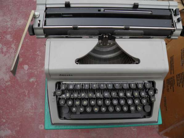 Механическая пишущая машинка в Анапе фото 3