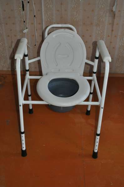 Кресло-туалет в Белой Калитве