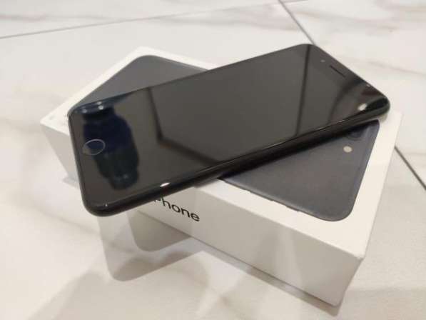 Продам IPhone 7+ на 128 гб