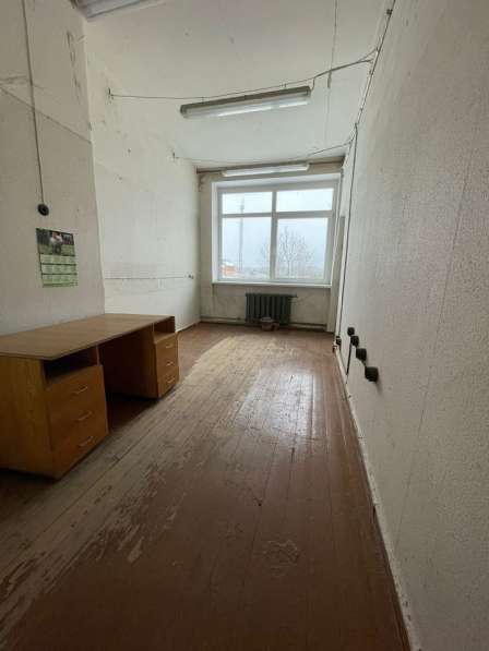 LATVIA, Livani помещения для бизнеса под офисы (2-й этаж) в 