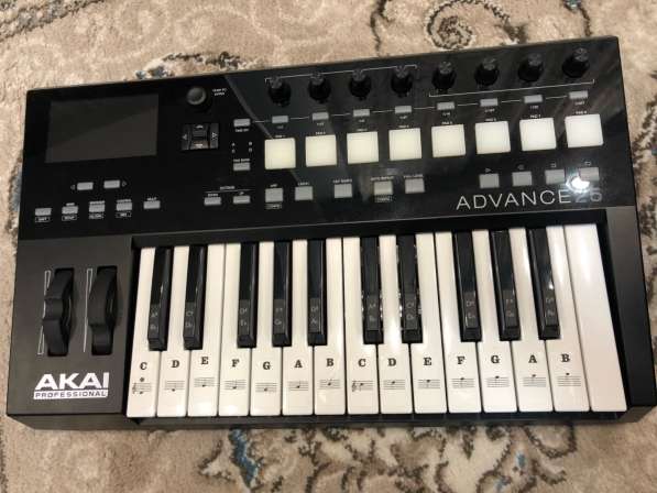 Akai advance 25 pro midi клавиатура